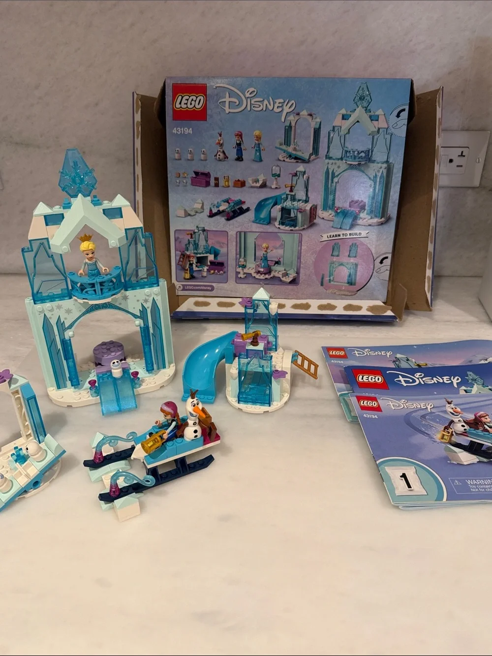 LEGO Disney Frozen 43194 Anna & Elsa’s Frozen Wonderland + Large LEGO Baseplate
